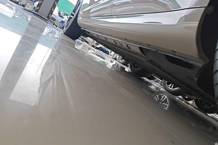 Used Hima AITO M5 2023 Extended-Range Rear-Drive Intelligent Driving Version Left Side Sill