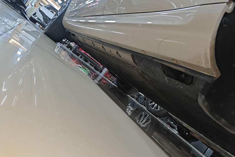 Used Hima AITO M5 2023 Extended-Range Rear-Drive Intelligent Driving Version Left Side Sill