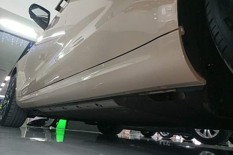 Used Hima AITO M5 2023 Extended-Range Rear-Drive Intelligent Driving Version Left Side Sill