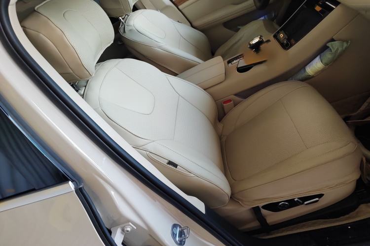 Used Hima AITO M5 2023 Pure Electric Rear-Drive Intelligent Driving Version Right Front Seat