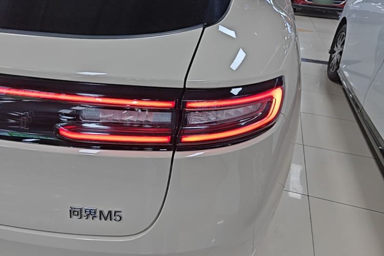 Used Hima AITO M5 2023 Extended-Range Rear-Drive Intelligent Driving Version Right Rear Taillight
