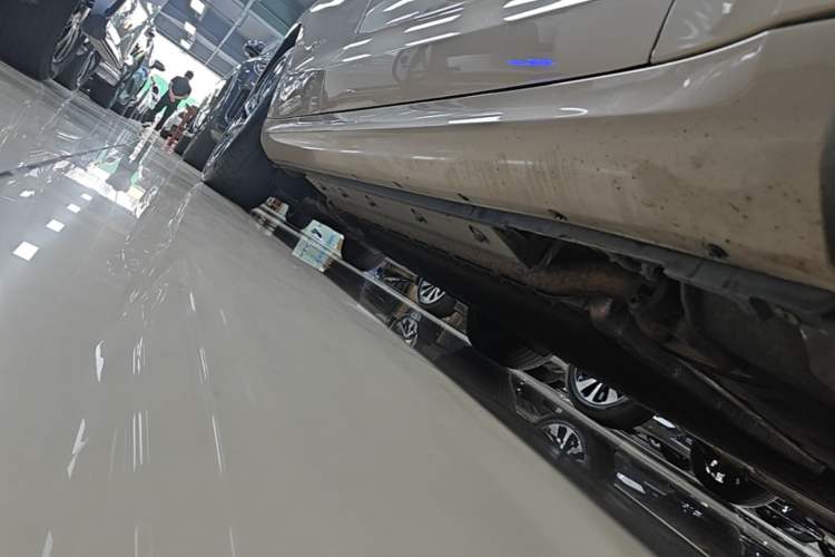 Used Hima AITO M5 2023 Extended-Range Rear-Drive Intelligent Driving Version Right Side Sill