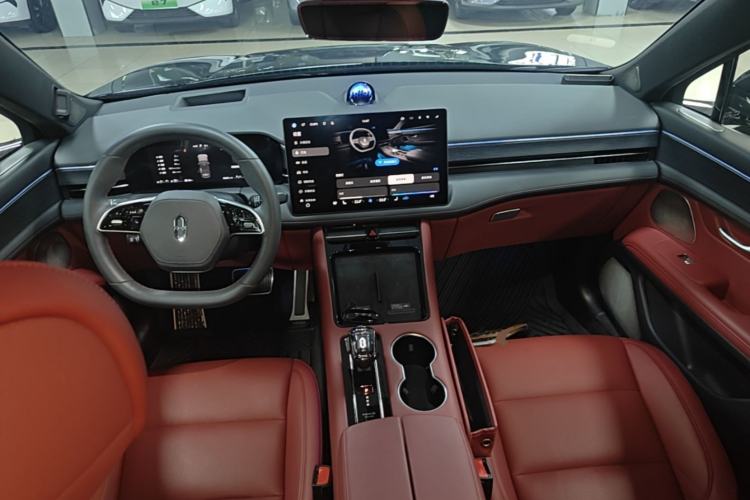 Used Hima AITO M5 2024 Extended-Range Max Rear-Wheel Drive Advanced Intelligent Driving Version Center Console