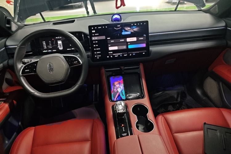 Used Hima AITO M5 2024 Extended-Range Max RS Four-Wheel Drive Advanced Intelligent Driving Version Center Console