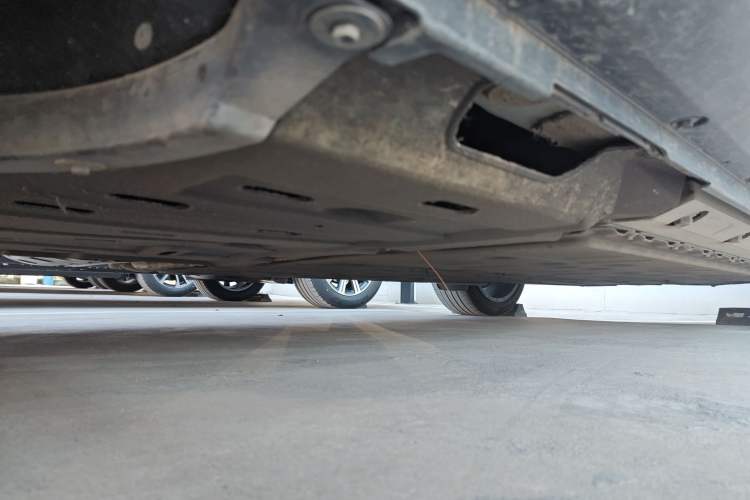 Used Hima AITO M5 2024 Extended-Range Max RS Four-Wheel Drive Advanced Intelligent Driving Version Chassis Front Left