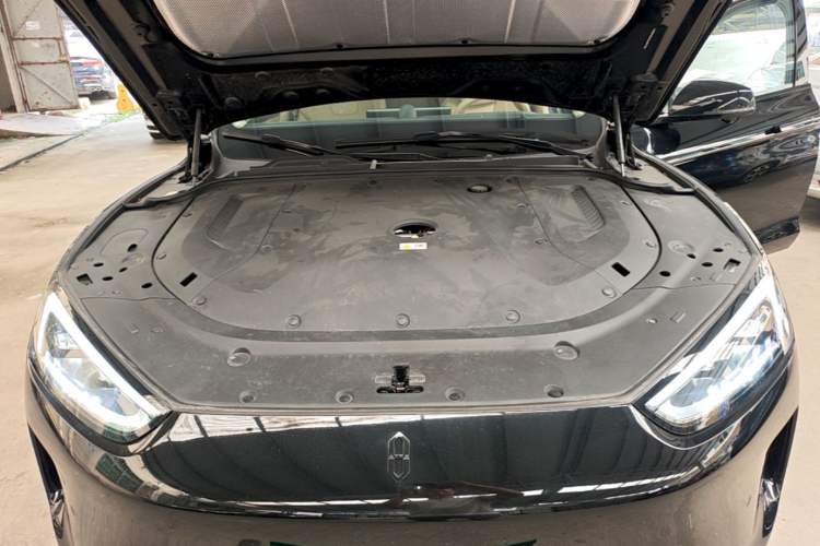 Used Hima AITO M5 2024 Extended-Range Max RS Four-Wheel Drive Advanced Intelligent Driving Version Engine Bay