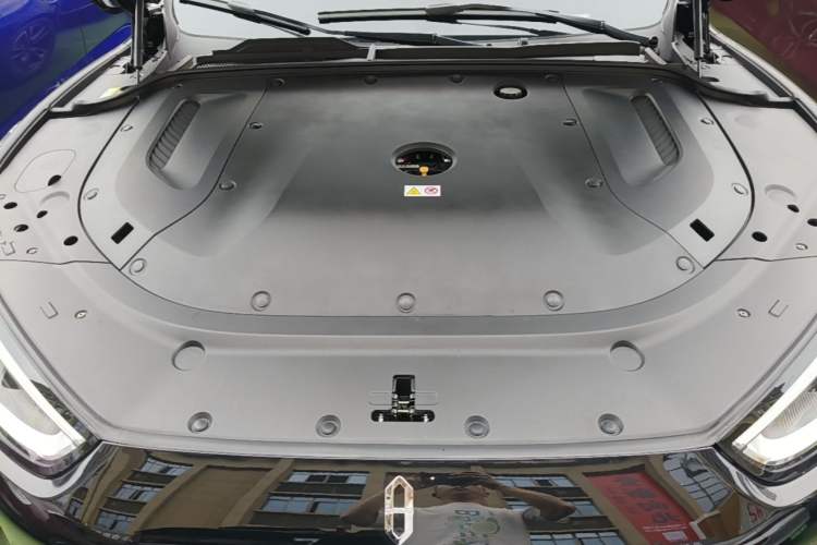 Used Hima AITO M5 2024 Extended-Range Max Rear-Wheel Drive Advanced Intelligent Driving Version Engine Bay