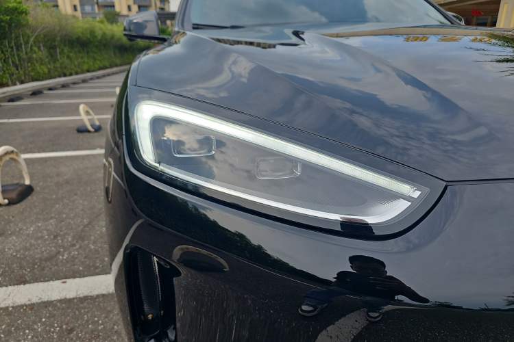 Used Hima AITO M5 2024 Extended-Range Max RS Four-Wheel Drive Advanced Intelligent Driving Version Exterior 3
