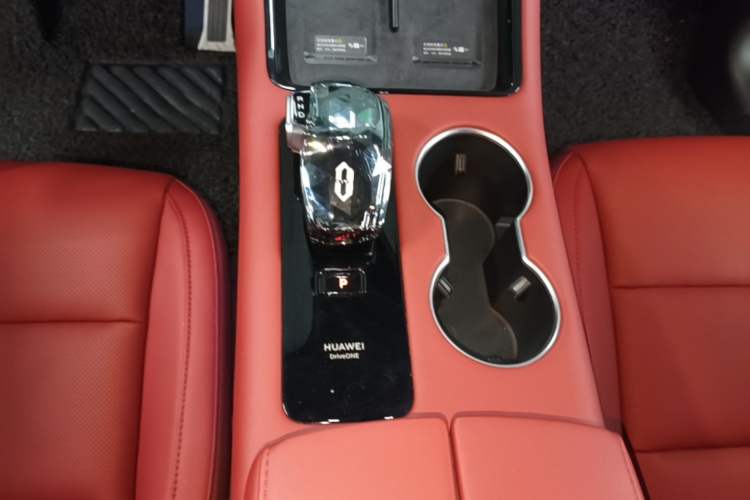 Used Hima AITO M5 2024 Extended-Range Max Rear-Wheel Drive Advanced Intelligent Driving Version Gear Lever