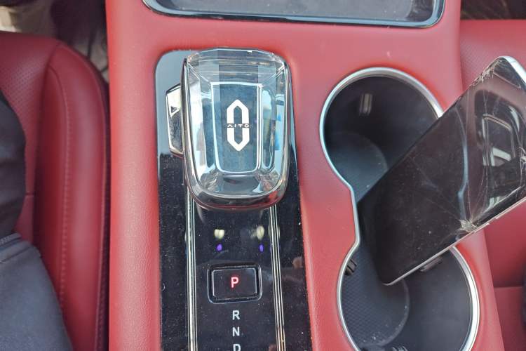 Used Hima AITO M5 2024 Extended-Range Max RS Four-Wheel Drive Advanced Intelligent Driving Version Gear Lever