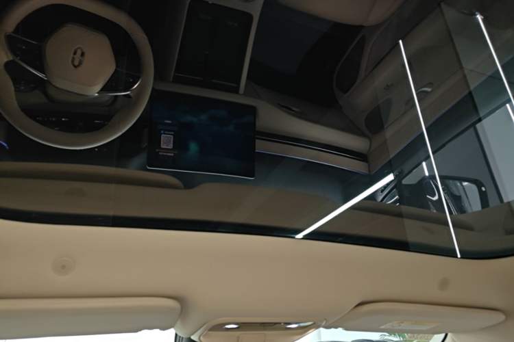 Used Hima AITO M5 2024 Extended-Range Max RS Four-Wheel Drive Advanced Intelligent Driving Version Headliner