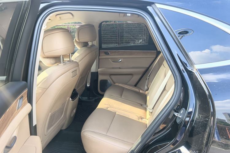 Used Hima AITO M5 2024 Extended-Range Max Rear-Wheel Drive Advanced Intelligent Driving Version Interior 3