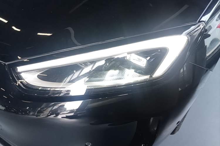 Used Hima AITO M5 2024 All-Electric Max Rear-Drive Advanced Intelligent Driving Version Left Front Headlight