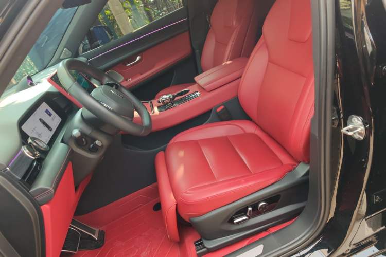 Used Hima AITO M5 2024 Extended-Range Max Rear-Wheel Drive Advanced Intelligent Driving Version Left Front Seat