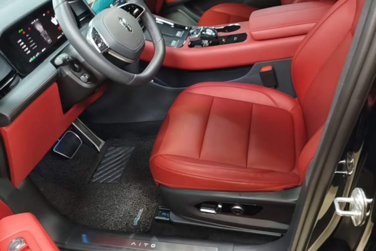 Used Hima AITO M5 2024 Extended-Range Max Rear-Wheel Drive Advanced Intelligent Driving Version Left Front Seat
