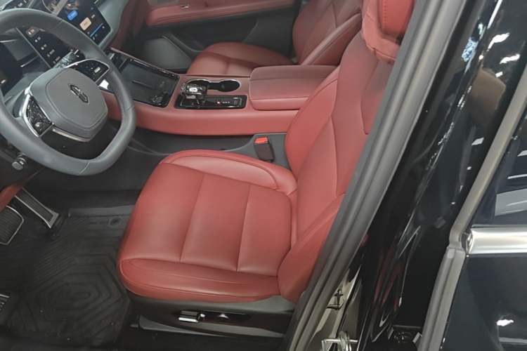 Used Hima AITO M5 2024 Extended-Range Max Rear-Wheel Drive Advanced Intelligent Driving Version Left Front Seat