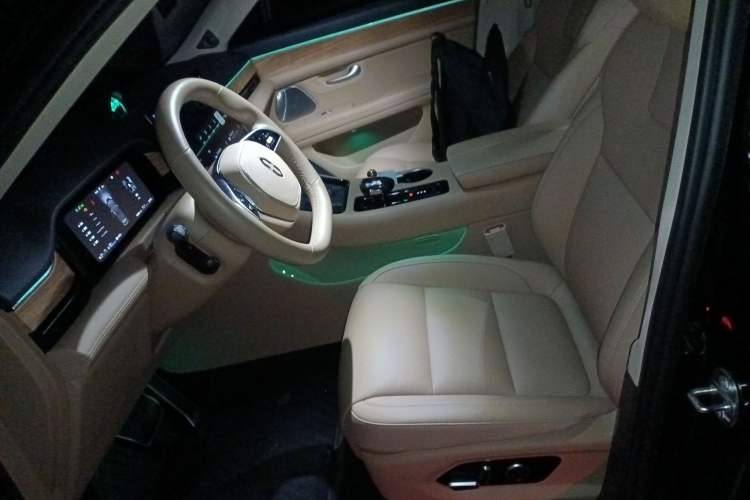 Used Hima AITO M5 2024 Extended-Range Max Rear-Wheel Drive Advanced Intelligent Driving Version Left Front Seat