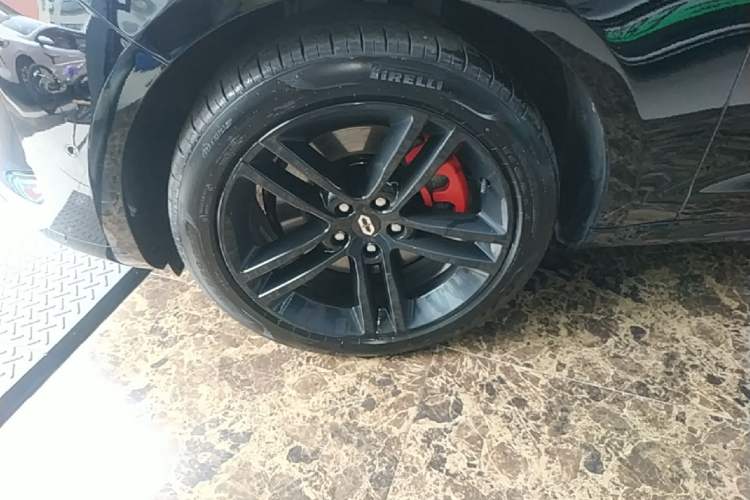 Used Hima AITO M5 2024 Extended-Range Max RS Four-Wheel Drive Advanced Intelligent Driving Version Left Front Wheel Hub