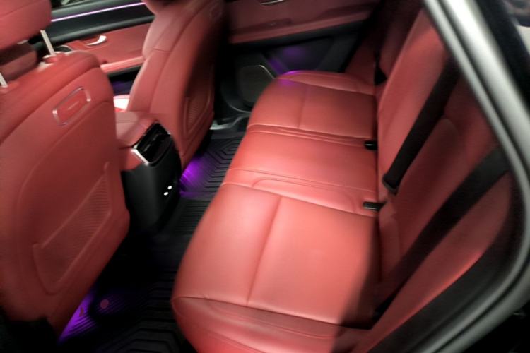 Used Hima AITO M5 2024 Extended-Range Max Rear-Wheel Drive Advanced Intelligent Driving Version Left Rear Seat