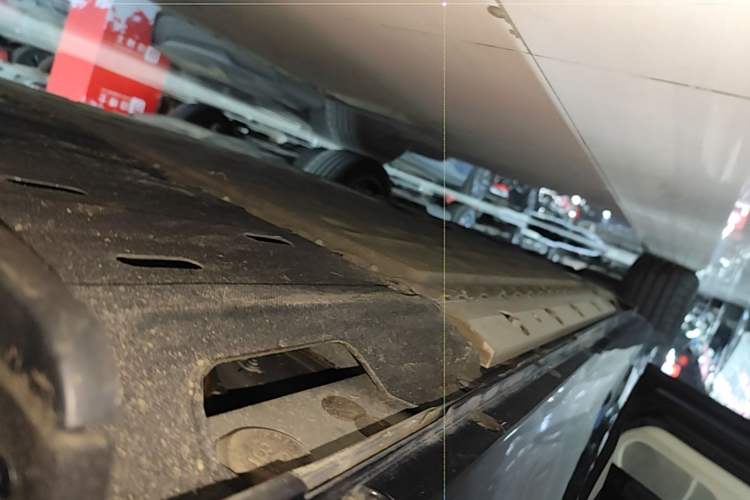 Used Hima AITO M5 2024 Extended-Range Max Rear-Wheel Drive Advanced Intelligent Driving Version Left Side Sill