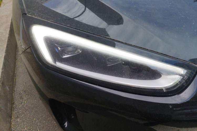 Used Hima AITO M5 2024 Extended-Range Max RS Four-Wheel Drive Advanced Intelligent Driving Version Right Front Headlight