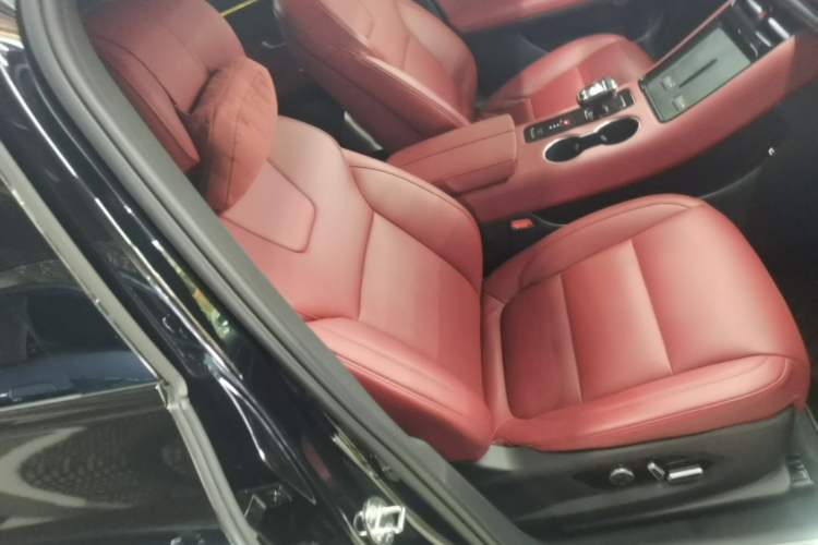 Used Hima AITO M5 2024 Extended-Range Max RS Four-Wheel Drive Advanced Intelligent Driving Version Right Front Seat