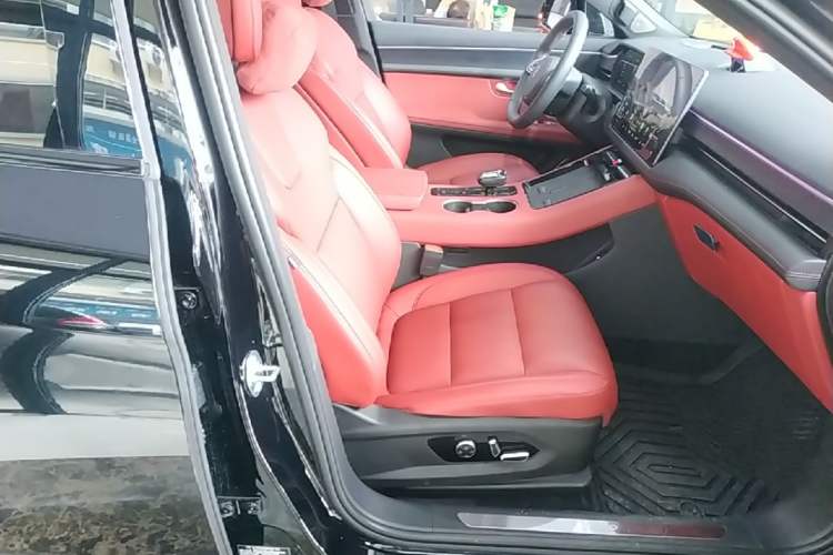 Used Hima AITO M5 2024 Extended-Range Max RS Four-Wheel Drive Advanced Intelligent Driving Version Right Front Seat