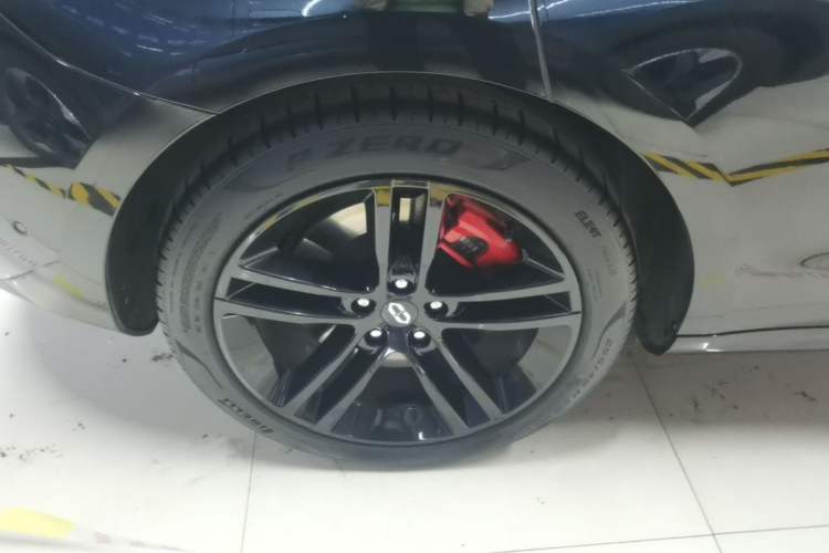 Used Hima AITO M5 2024 Extended-Range Max RS Four-Wheel Drive Advanced Intelligent Driving Version Right Rear Wheel Hub