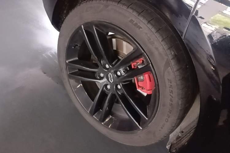 Used Hima AITO M5 2024 All-Electric Max Rear-Drive Advanced Intelligent Driving Version Right Rear Wheel Hub