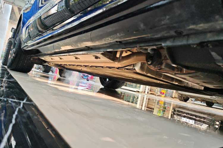 Used Hima AITO M5 2024 Extended-Range Max Rear-Wheel Drive Advanced Intelligent Driving Version Right Side Sill
