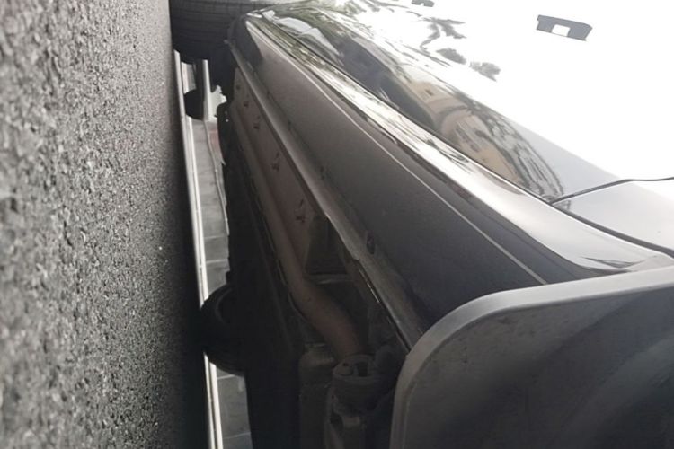 Used Hima AITO M5 2024 Extended-Range Max Rear-Wheel Drive Advanced Intelligent Driving Version Right Side Sill