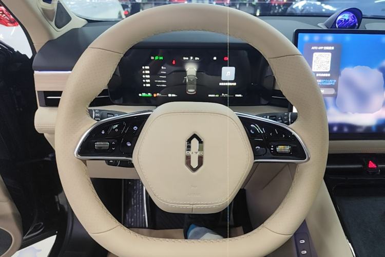 Used Hima AITO M5 2024 Extended-Range Max Rear-Wheel Drive Advanced Intelligent Driving Version Steering Wheel