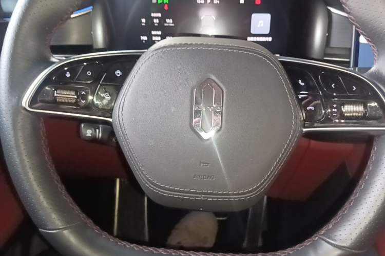 Used Hima AITO M5 2024 All-Electric Max Rear-Drive Advanced Intelligent Driving Version Steering Wheel