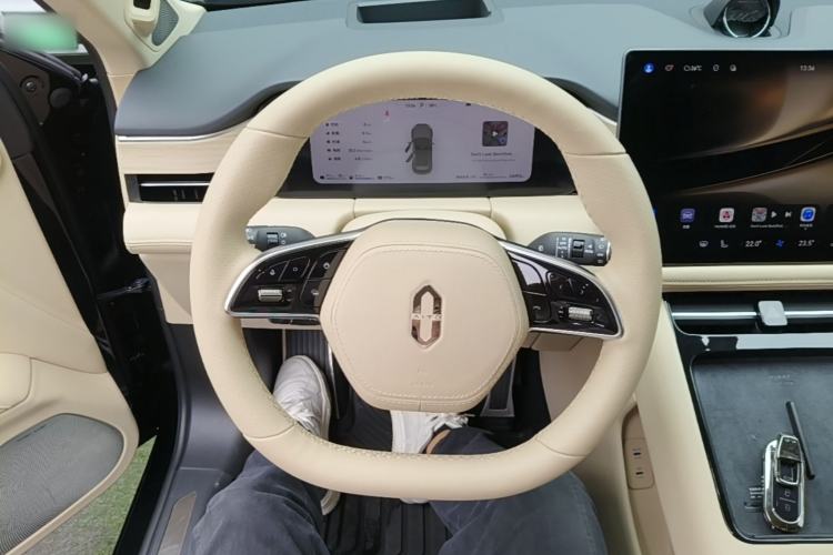 Used Hima AITO M5 2024 Extended-Range Max Rear-Wheel Drive Advanced Intelligent Driving Version Steering Wheel