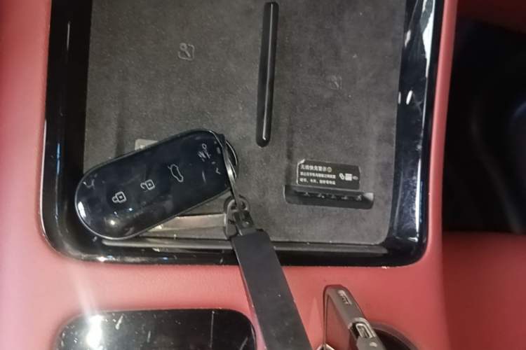Used Hima AITO M5 2024 All-Electric Max Rear-Drive Advanced Intelligent Driving Version Vehicle Key