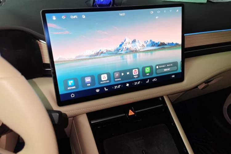 Used Hima AITO M5 2024 Extended-Range Max Rear-Wheel Drive Advanced Intelligent Driving Version Audio And AC Panel