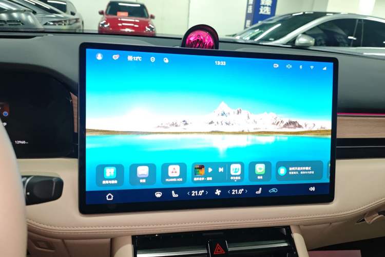 Used Hima AITO M5 2024 Extended-Range Max Rear-Wheel Drive Advanced Intelligent Driving Version Audio And AC Panel