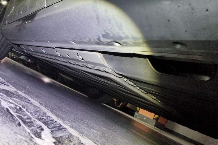 Used Hima AITO M5 2024 Extended-Range Max Rear-Wheel Drive Advanced Intelligent Driving Version Chassis Rear Left