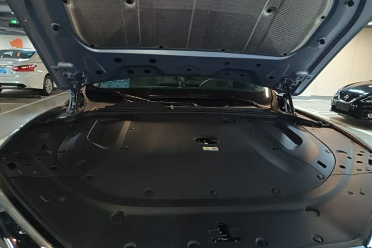 Used Hima AITO M5 2024 Extended-Range Max Rear-Wheel Drive Advanced Intelligent Driving Version Engine Bay