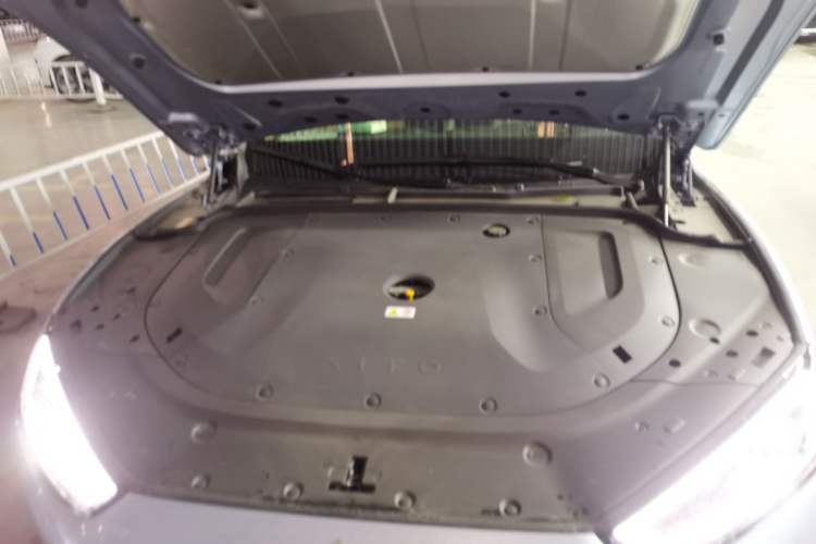 Used Hima AITO M5 2024 Extended-Range Max Rear-Wheel Drive Advanced Intelligent Driving Version Engine Bay