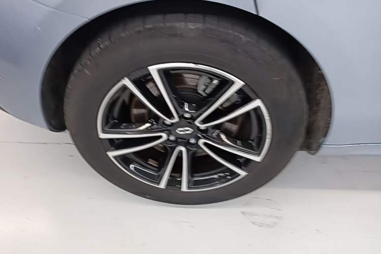 Used Hima AITO M5 2024 Extended-Range Max Rear-Wheel Drive Advanced Intelligent Driving Version Exterior 5