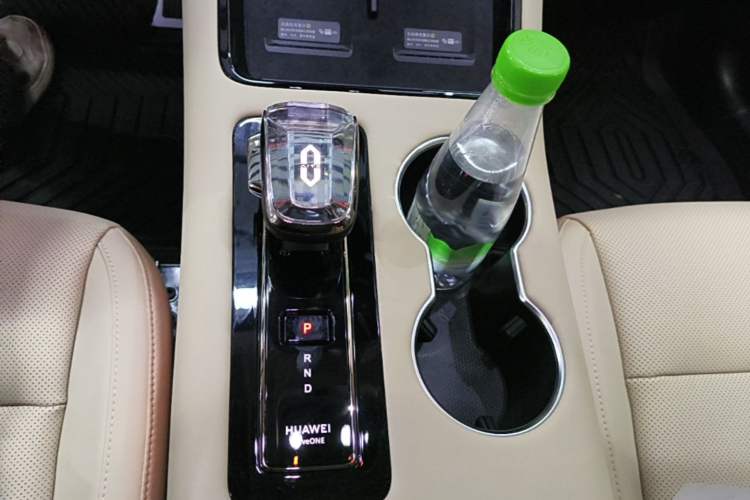 Used Hima AITO M5 2024 All-Electric Max Rear-Drive Advanced Intelligent Driving Version Gear Lever
