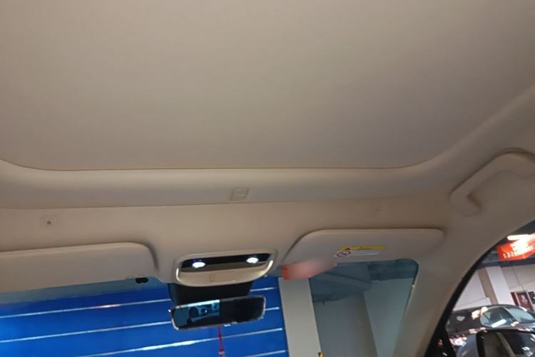 Used Hima AITO M5 2024 Extended-Range Max Rear-Wheel Drive Advanced Intelligent Driving Version Headliner