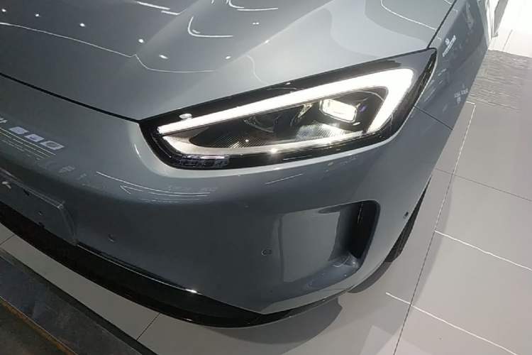 Used Hima AITO M5 2024 Extended-Range Max Rear-Wheel Drive Advanced Intelligent Driving Version Left Front Headlight