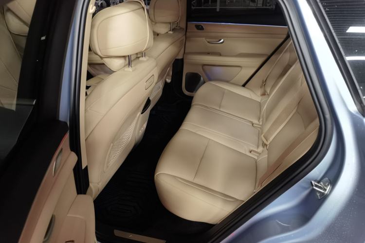 Used Hima AITO M5 2024 Extended-Range Max Rear-Wheel Drive Advanced Intelligent Driving Version Left Rear Seat