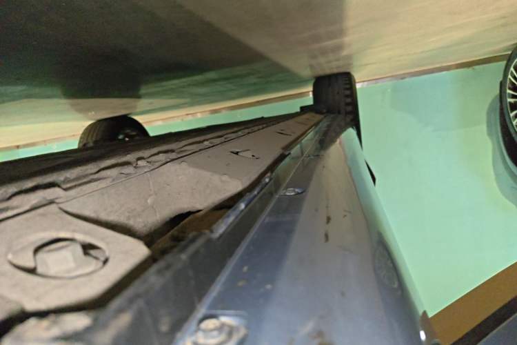 Used Hima AITO M5 2024 All-Electric Max Rear-Drive Advanced Intelligent Driving Version Right Side Sill
