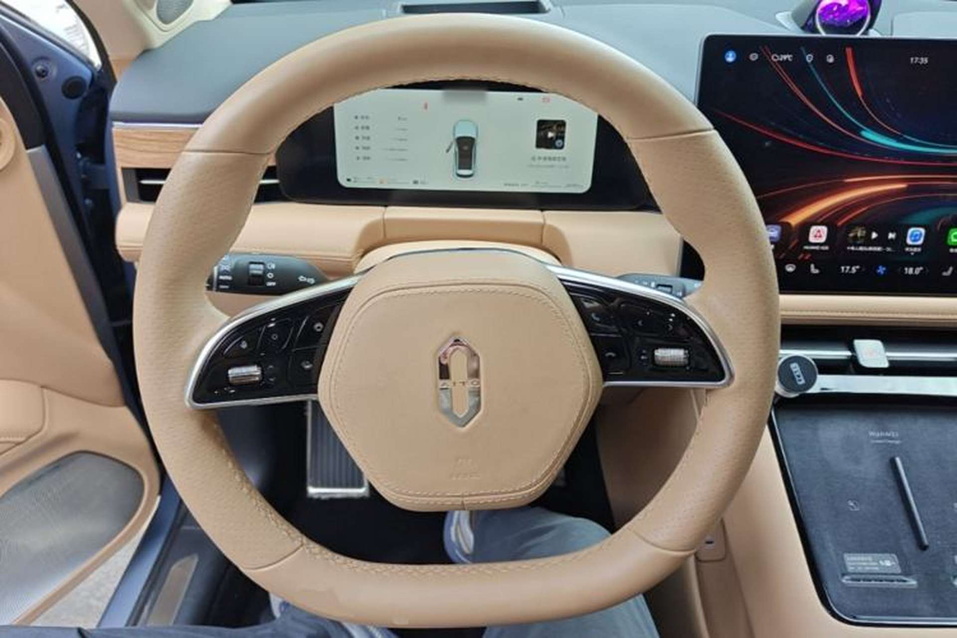 Used Hima AITO M5 2024 Extended-Range Max Rear-Wheel Drive Advanced Intelligent Driving Version Steering Wheel