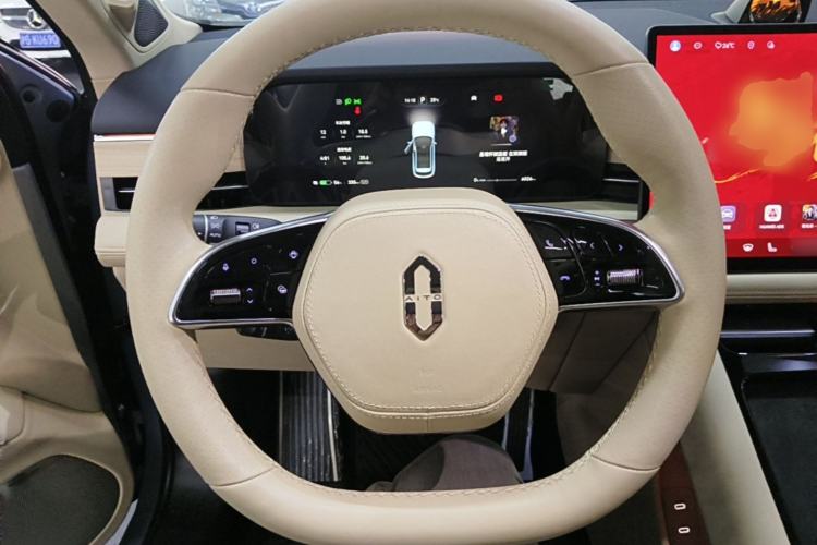 Used Hima AITO M5 2024 All-Electric Max Rear-Drive Advanced Intelligent Driving Version Steering Wheel