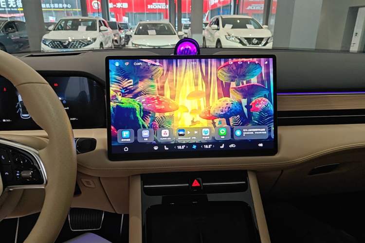 Used Hima AITO M5 2024 Extended-Range Max RS Four-Wheel Drive Advanced Intelligent Driving Version Audio And AC Panel