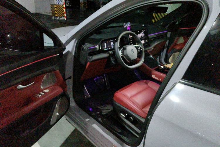 Used Hima AITO M5 2024 Extended-Range Max RS Four-Wheel Drive Advanced Intelligent Driving Version Driver Seat